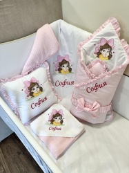 Бродиран персонализиран бебешки комплект "Момиченце" - розово