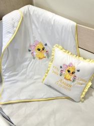 Бродиран персонализиран бебешки комплект "Патенце" - жълто