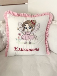 Бродирана персонализирана възглавничка за бебе "Нежно вълшебство" - розово  - 40/40см.