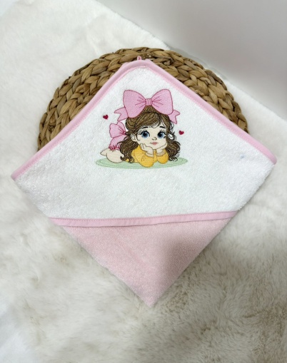 Бебешка бродирана хавлийка за баня "Момиченце с панделка" - розово