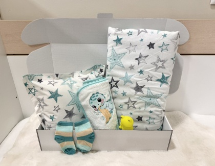 Луксозна подаръчна кутия за бебе "Ментови звездички"
