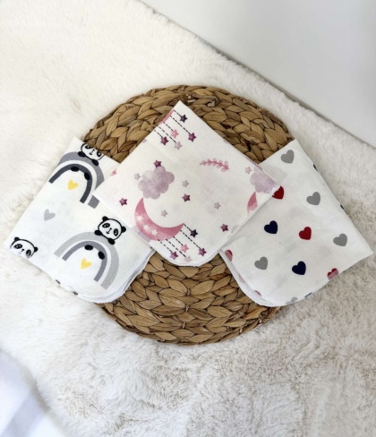 Комплект от 3 броя бархетни кърпички за многократна употреба "Пандички/луна/сърца"