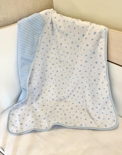 Бебешко одеяло - "Малки сини звездички" - синьо - 80/90см.