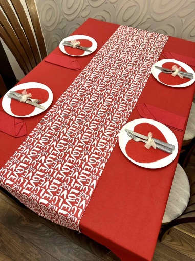 Комплект за маса "Love"