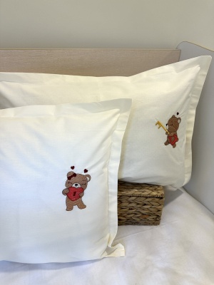 Комплект калъфки за възглавници с бродерия „Мечета“