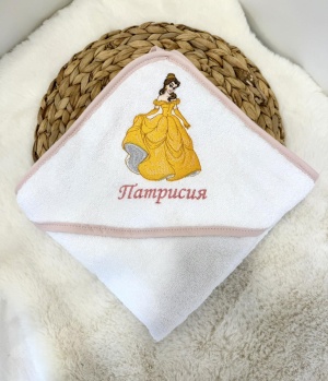 Бебешка бродирана хавлийка за баня "Бел" 