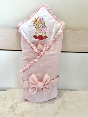 Персонализирано порт бебе за изписване с бродерия "Кралско мече" - розово , 80/80см.