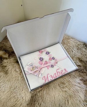 Бродирана кърпа/ месал за бебешка погача - 60/60см. - "Пеперуда" - розово